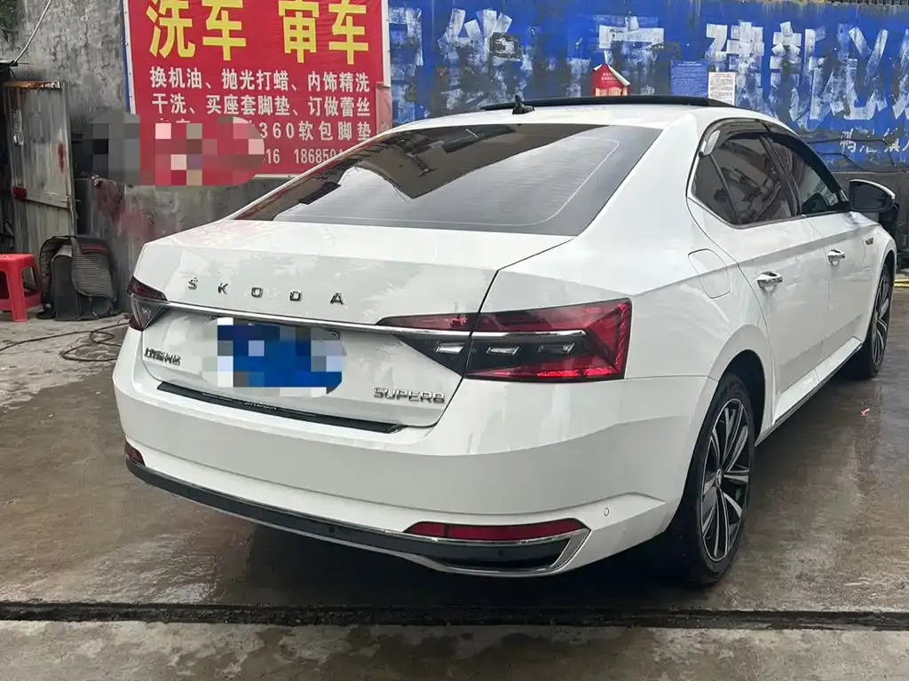 Skoda Superb 2022 из CN, фото 9