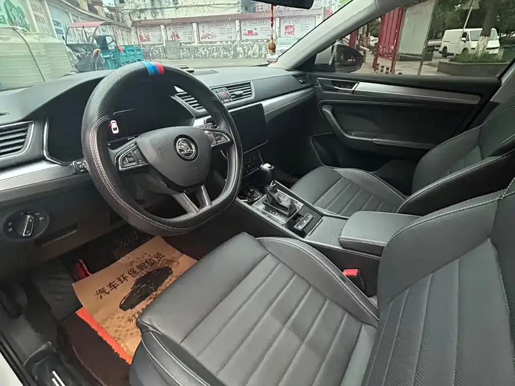 Skoda Superb 2022 из CN, фото 7