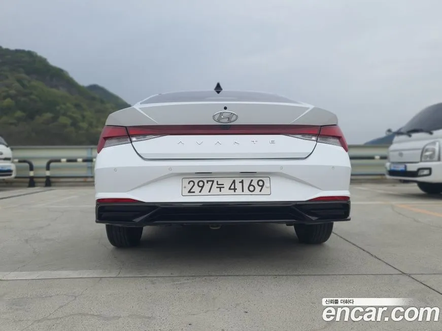 Hyundai AVANTE — фото 8