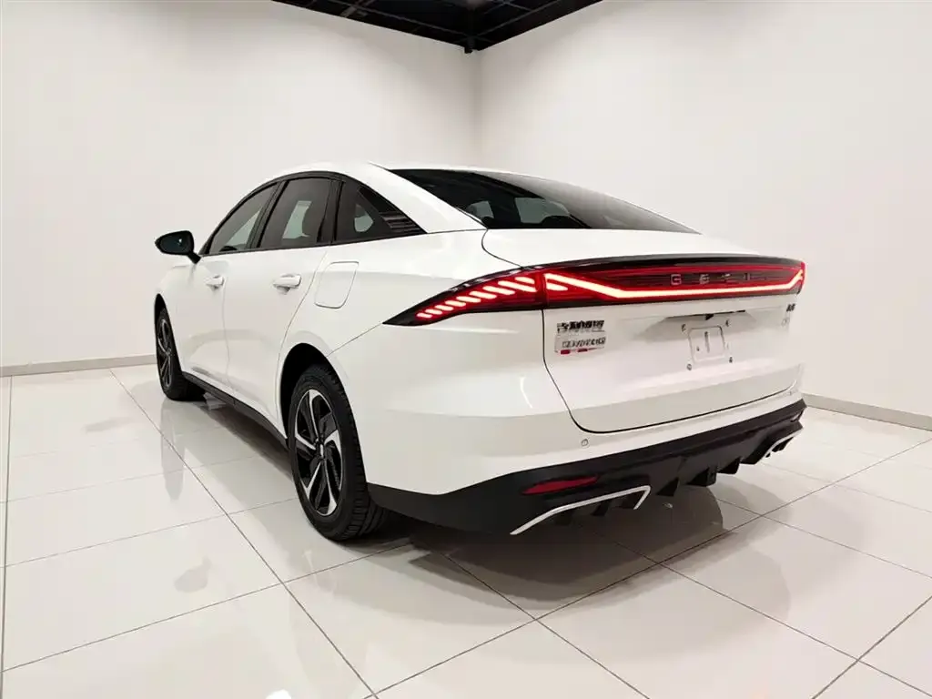 Geely Galaxy L6 2025 из CN, фото 5