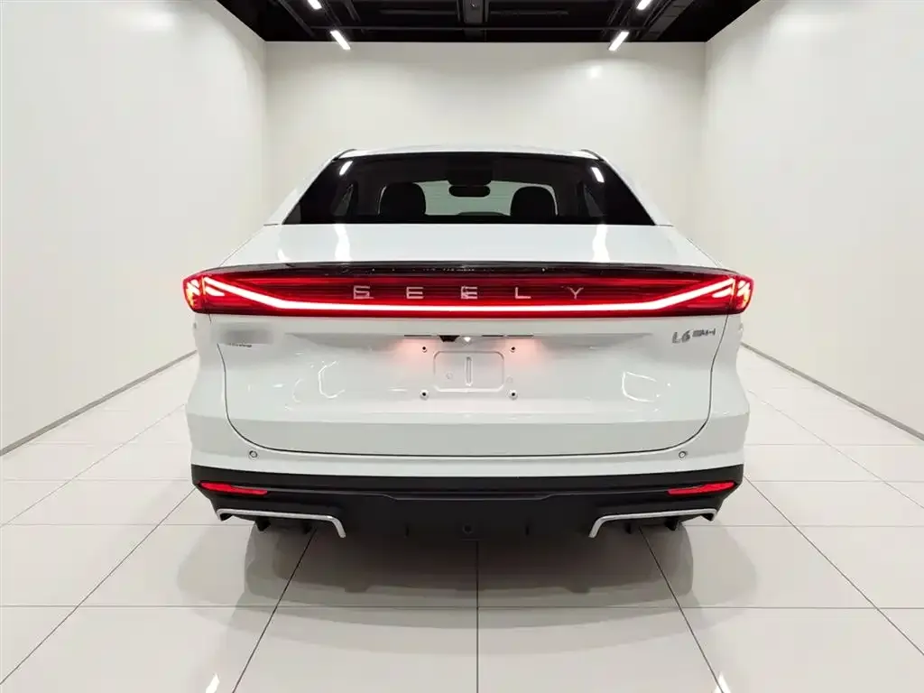 Geely Galaxy L6 2025 из CN, фото 2