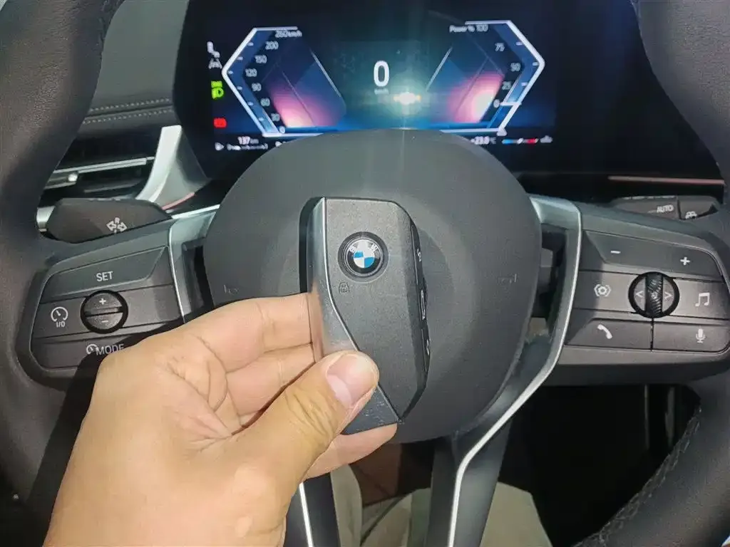 BMW X1 — фото 6