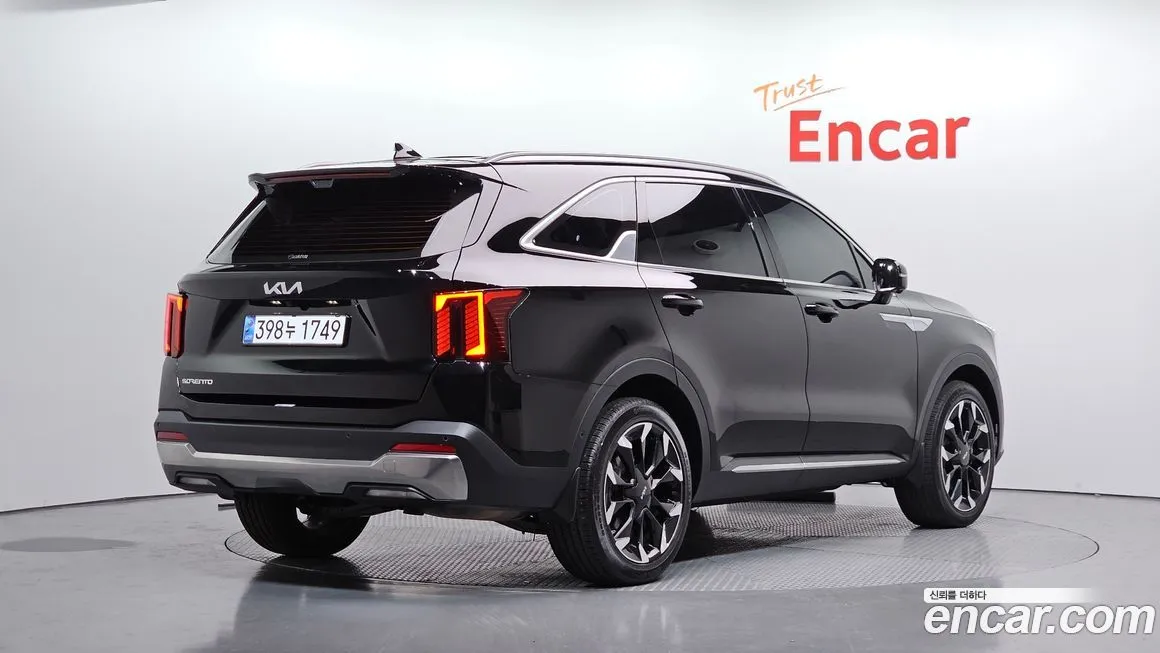 Kia Sorento — фото 3