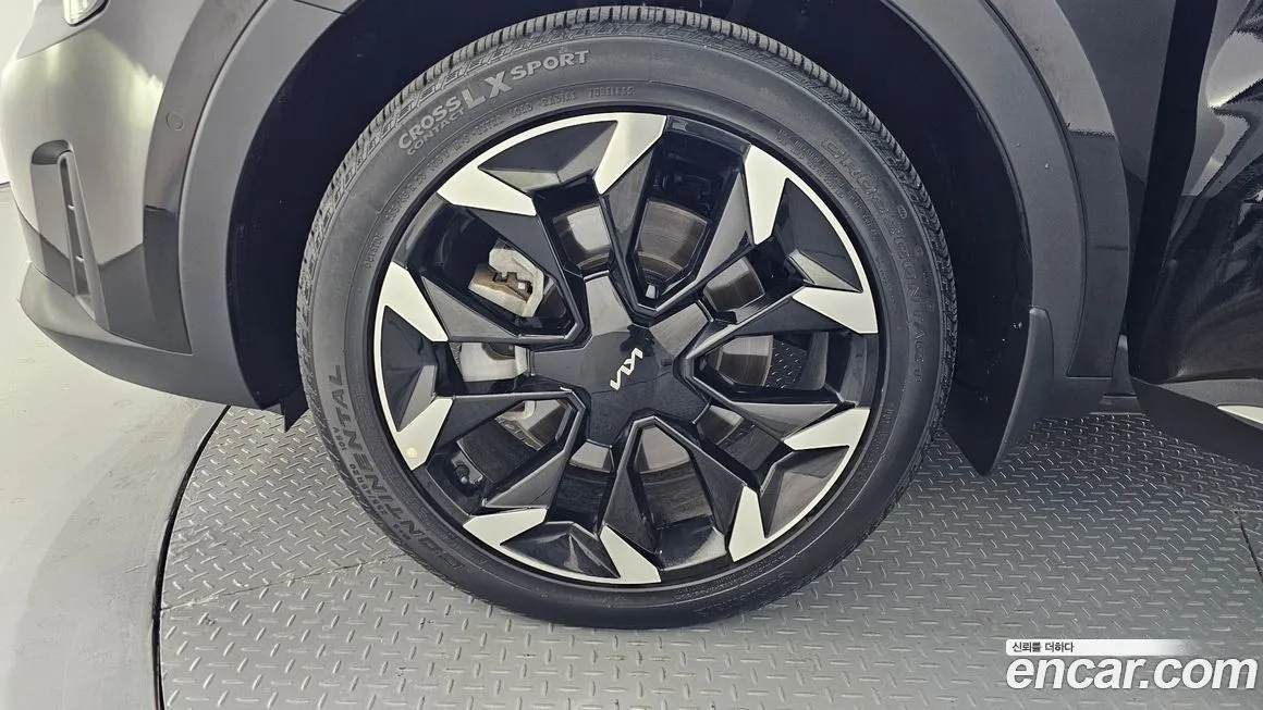 Kia Sorento — фото 7