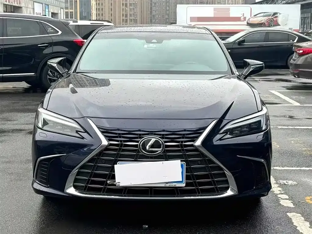 Lexus ES — фото 5