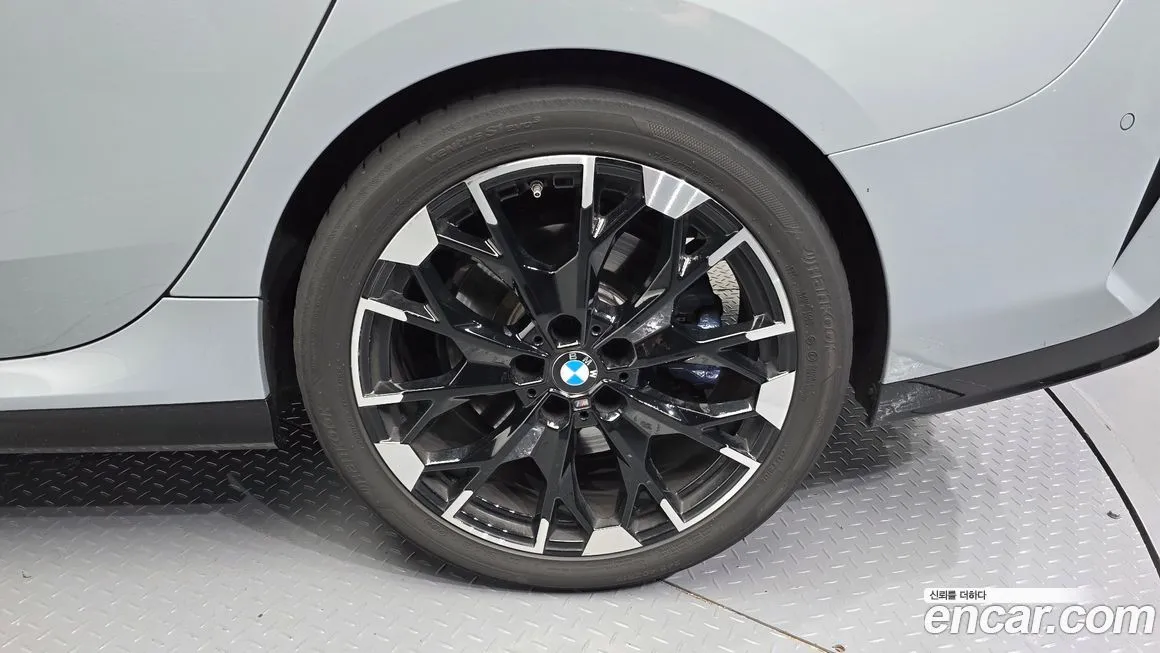 BMW 2-Series 2025 из KR, фото 7