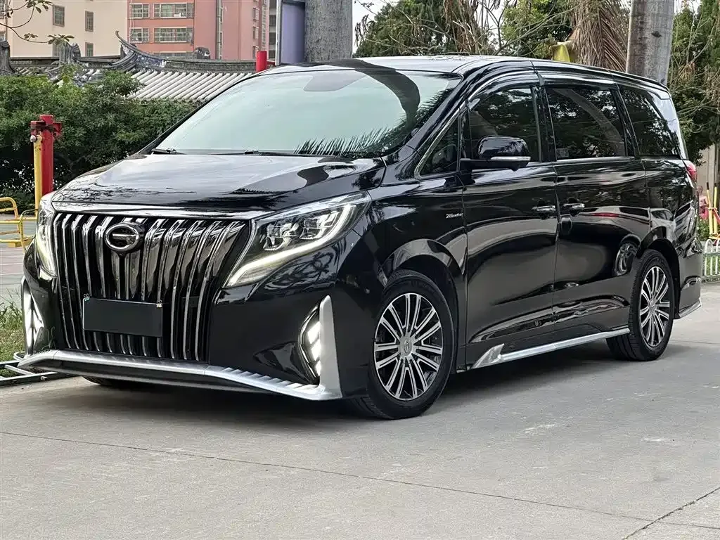 GAC Motor Trumpchi M8 — фото 1