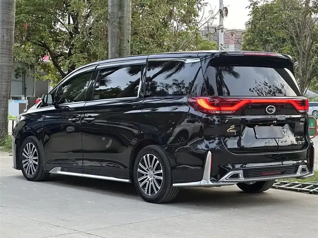 GAC Motor Trumpchi M8 — фото 9