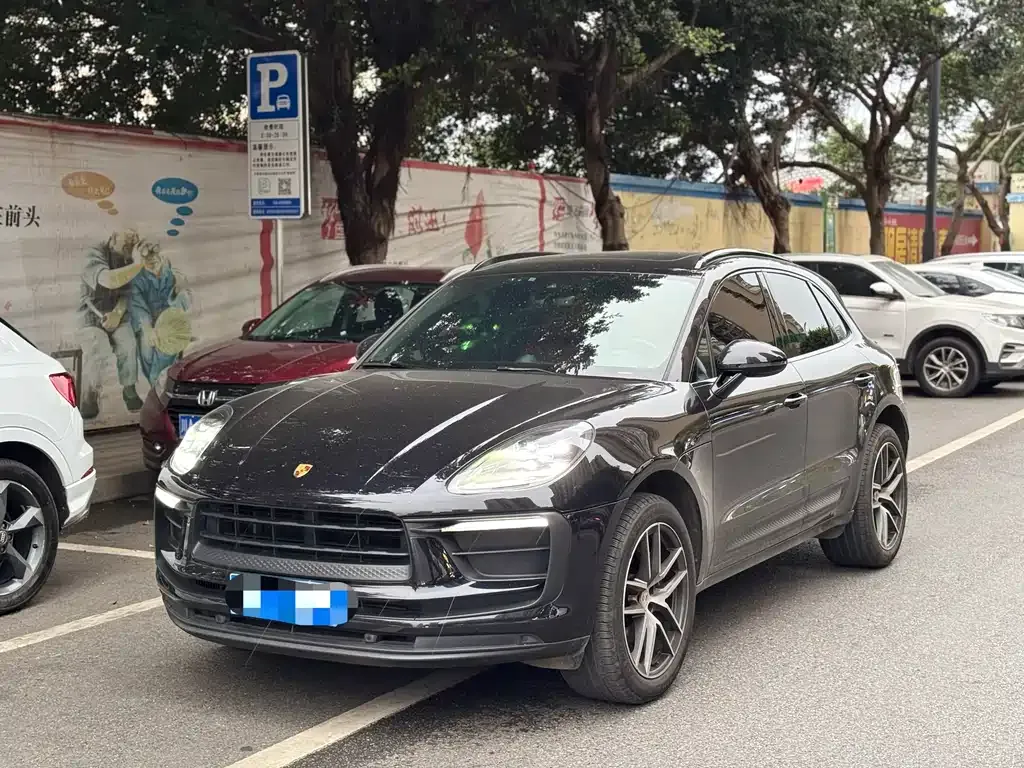 Porsche Macan — фото 1