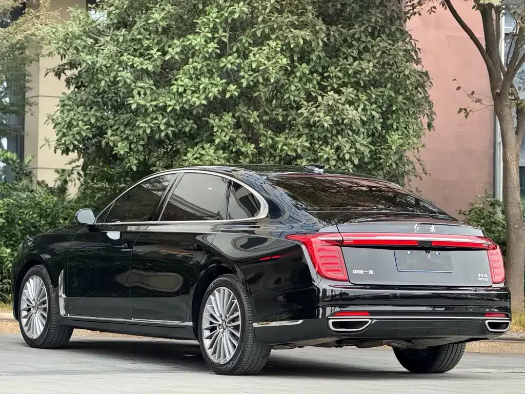 Hongqi H9 — фото 10