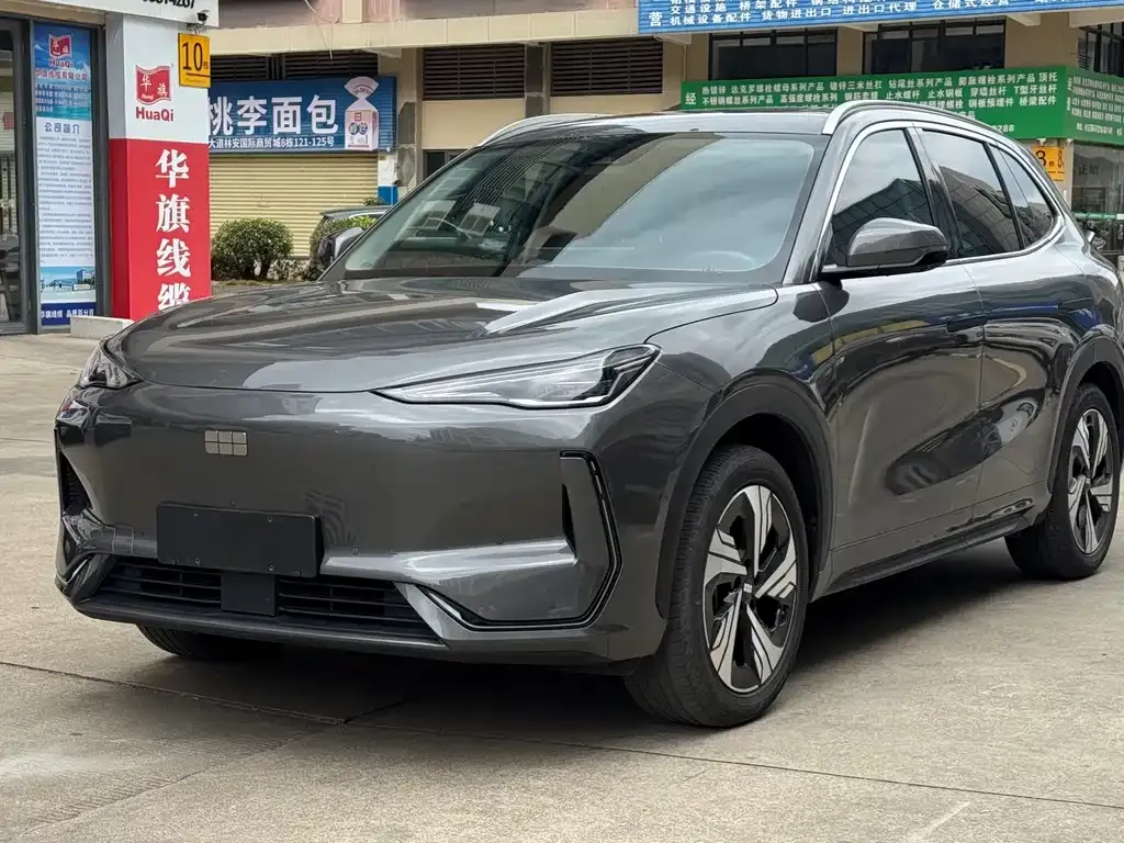 Geely Galaxy E5 — фото 1