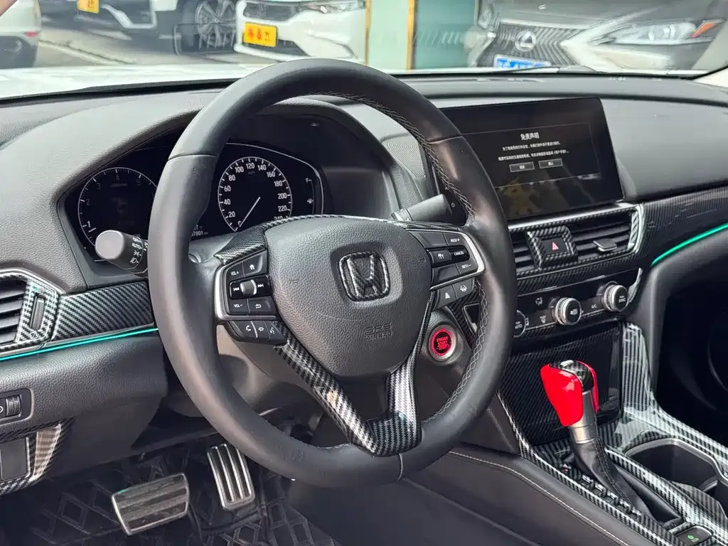 Honda Accord — фото 4