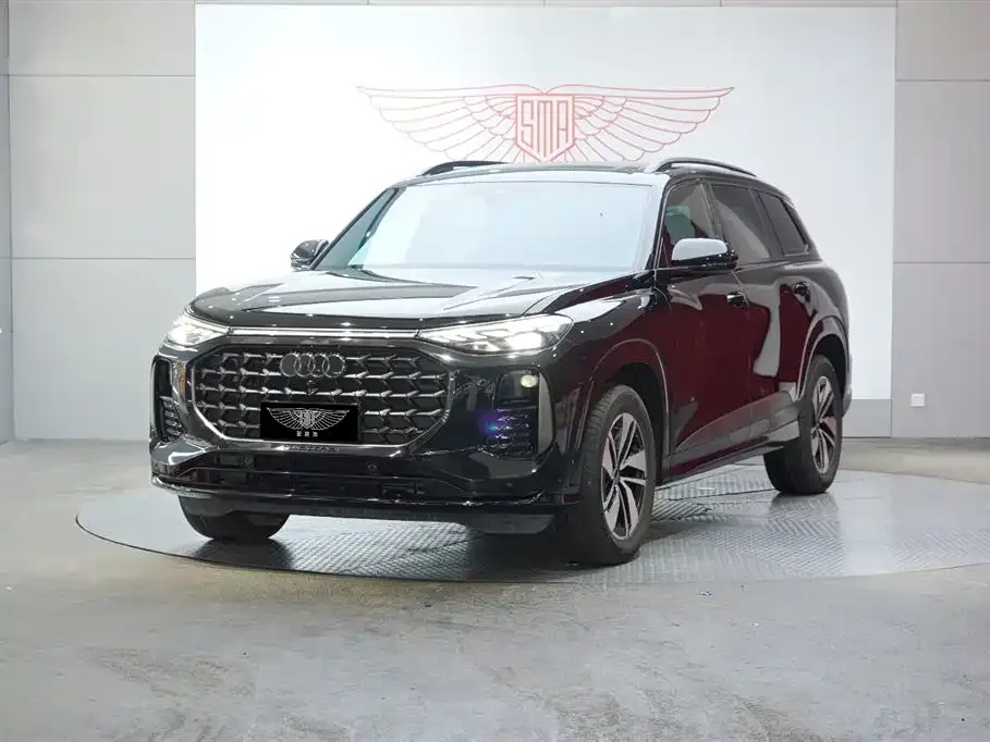 Audi Q6