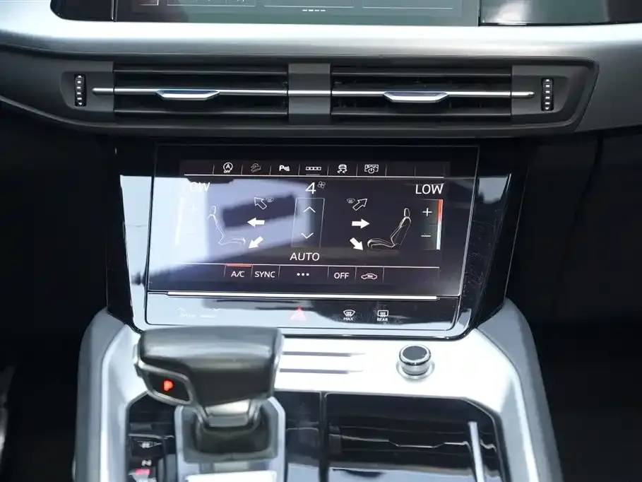 Audi Q6 2023 из CN, фото 7