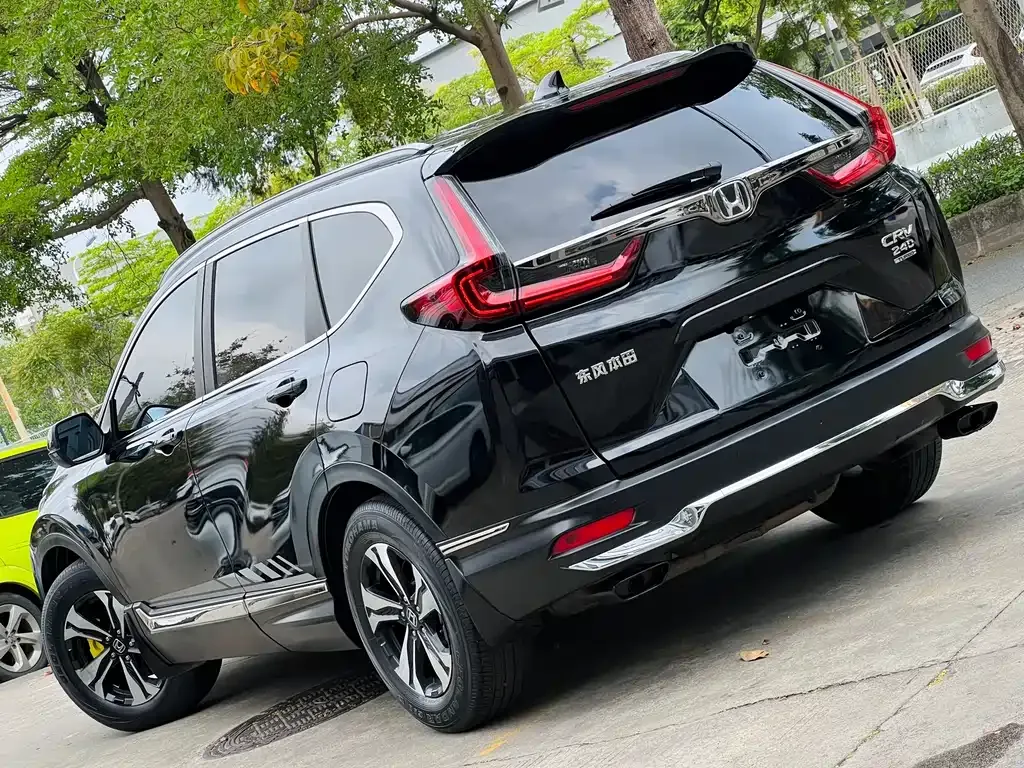 Honda CR-V — фото 10