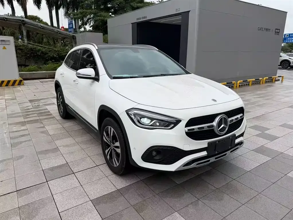 Mercedes-Benz GLA — фото 6