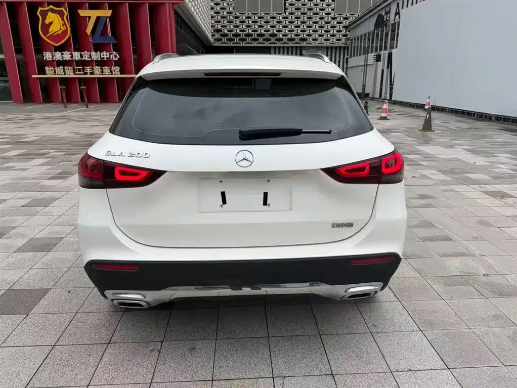 Mercedes-Benz GLA — фото 8