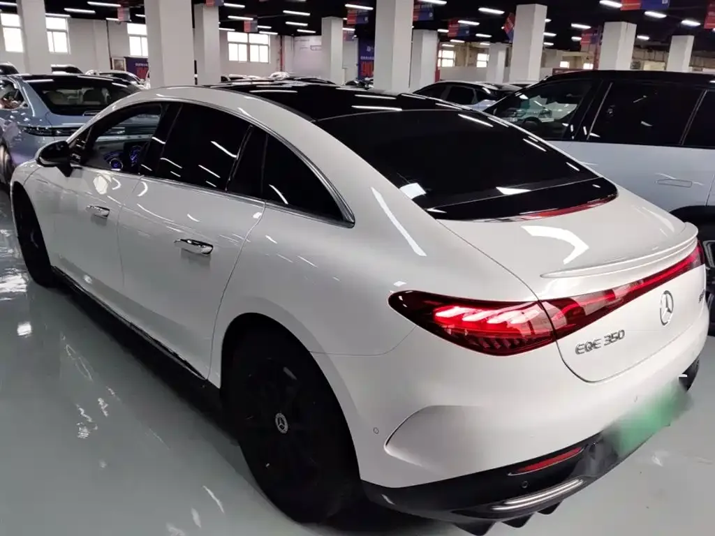 Mercedes-Benz EQE 2023 из CN, фото 7