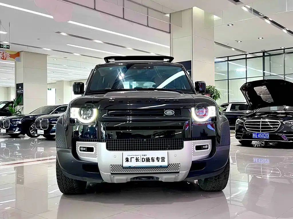Land Rover Defender — фото 4