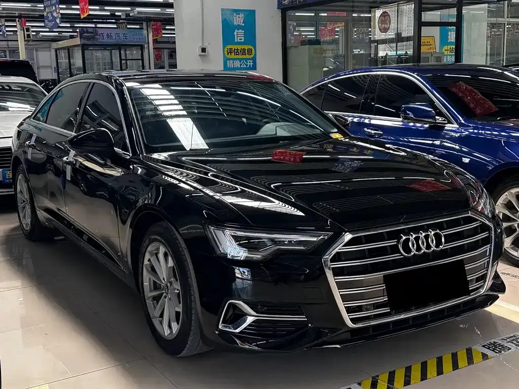 Audi A6L — фото 10