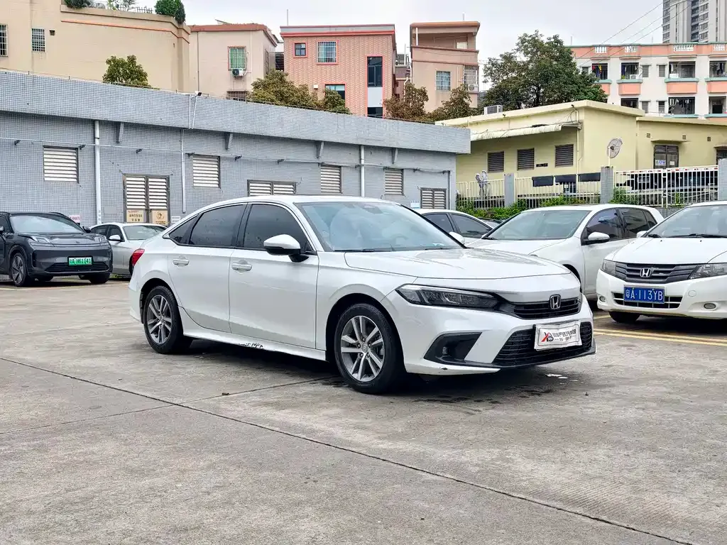 Honda Civic — фото 10