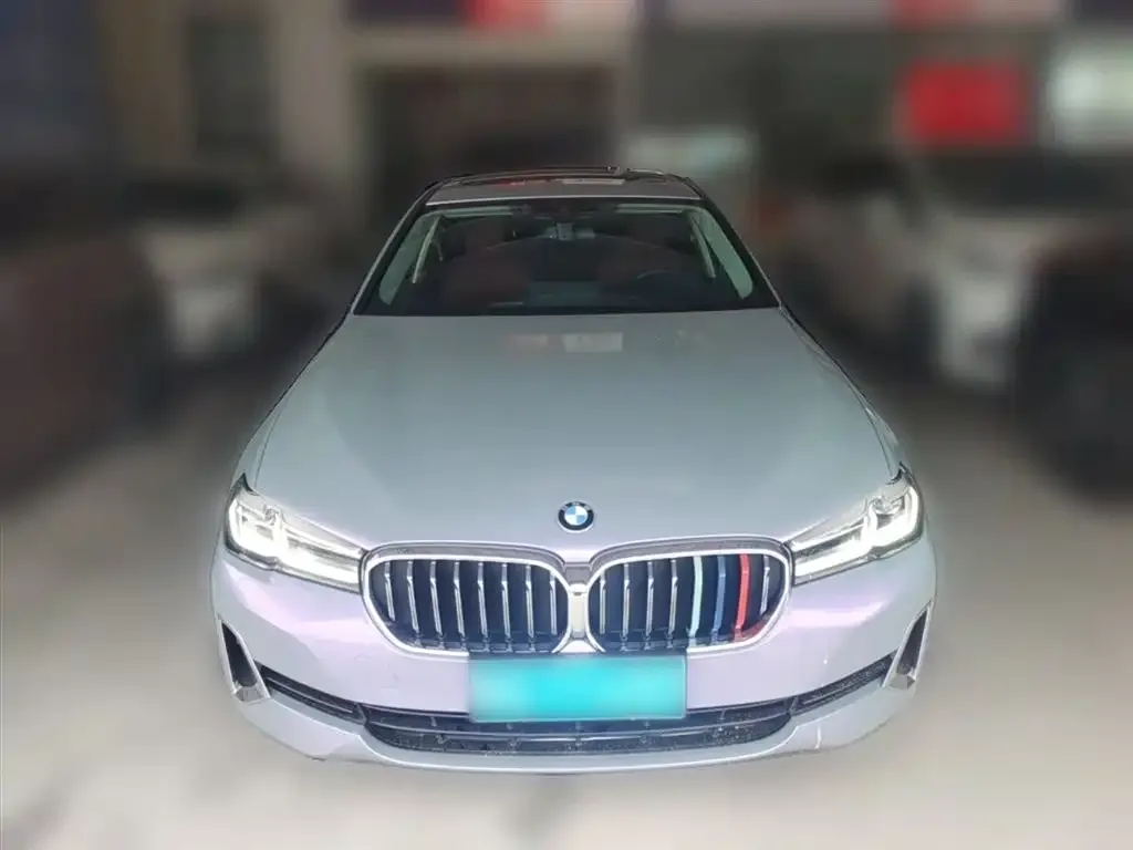 BMW 5 Series — фото 3