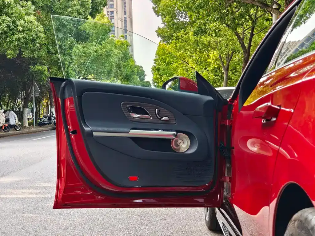 Mercedes-Benz CLA PHEV 2025 из CN, фото 9
