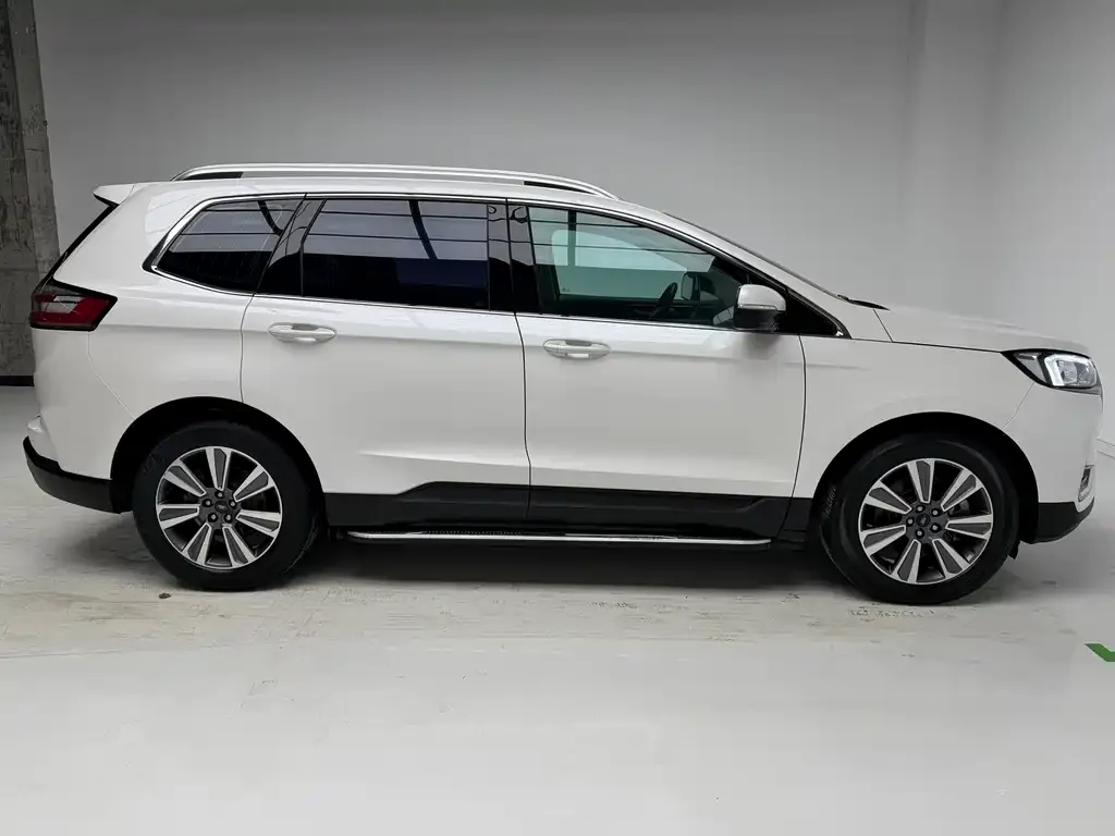 Ford Edge 2021 из CN, фото 3