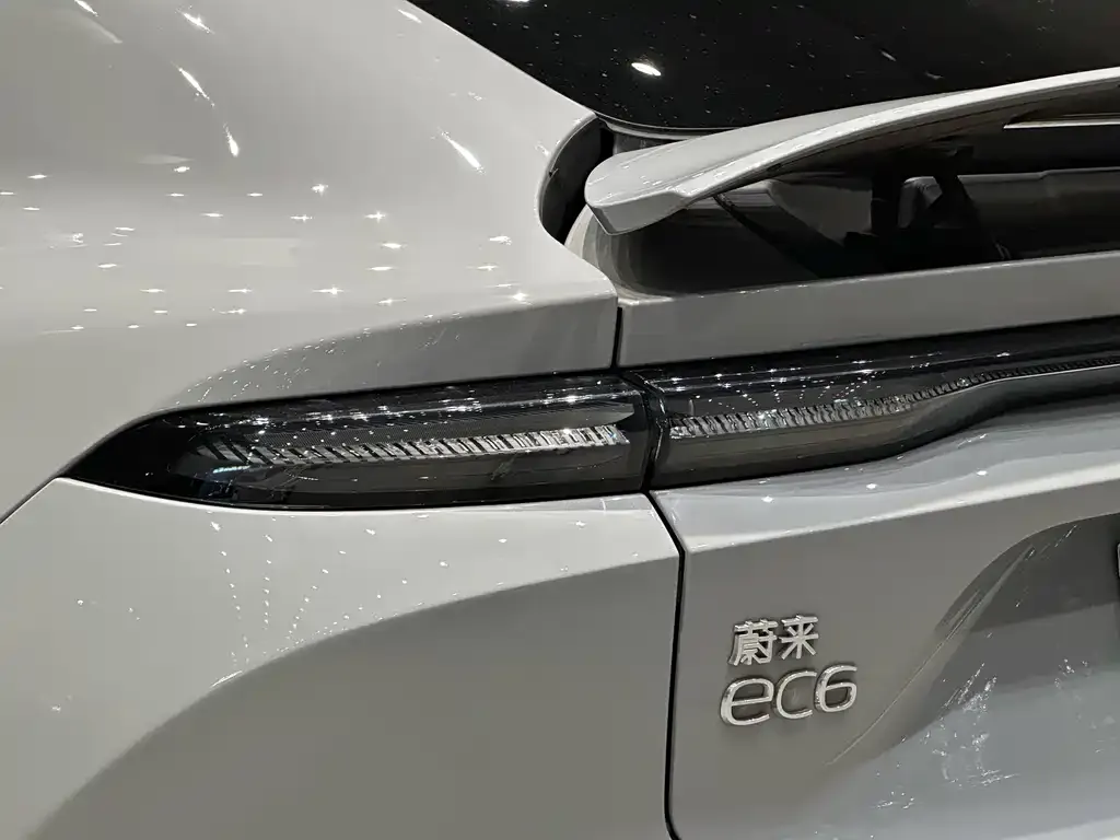 NIO EC6 — фото 8