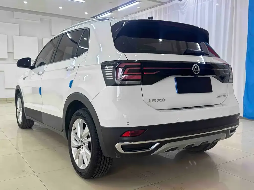 Volkswagen T-Cross — фото 7