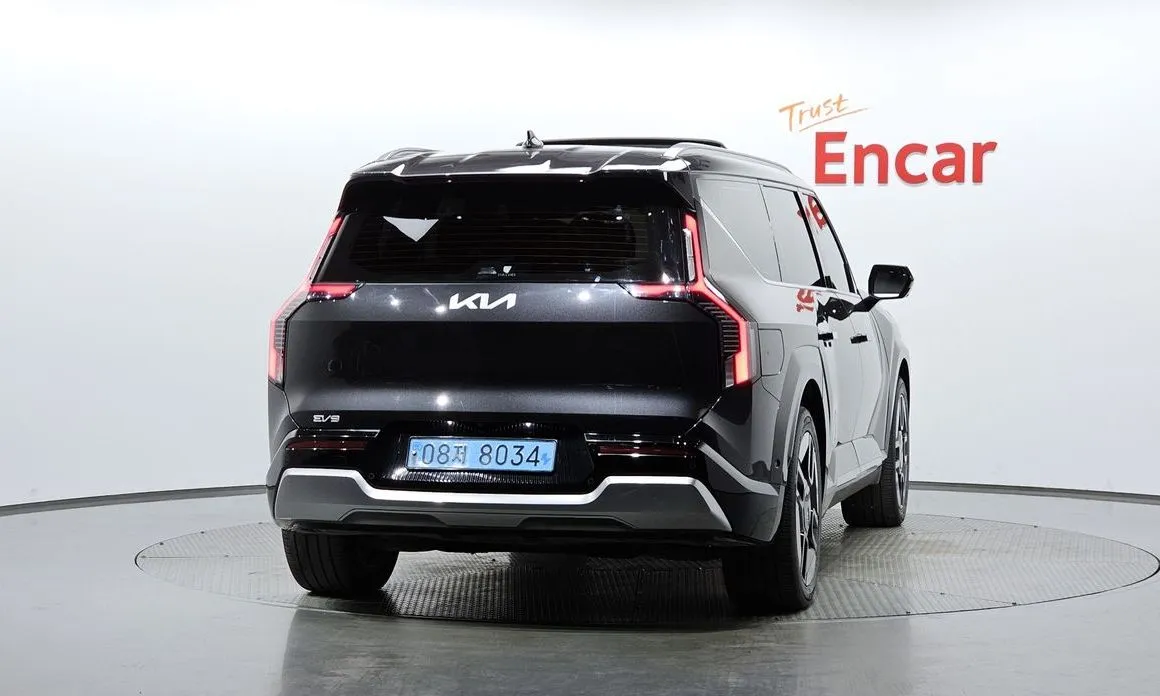 Kia EV9 2024 из KR, фото 2