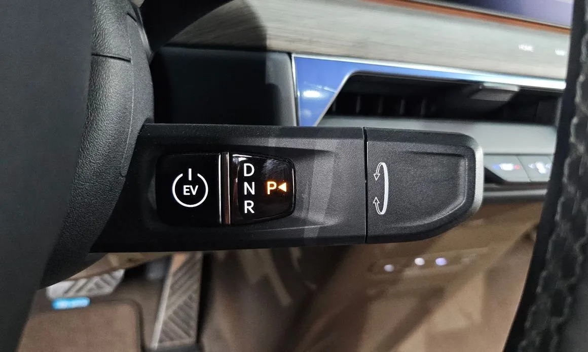 Kia EV9 2024 из KR, фото 7