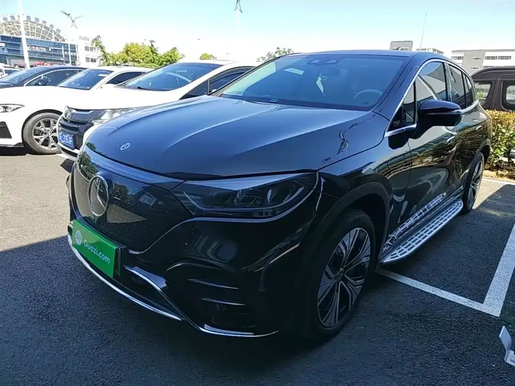Mercedes-Benz EQE SUV 2023 из CN, фото 2