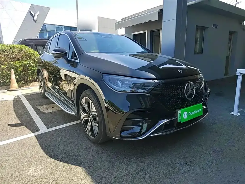 Mercedes-Benz EQE SUV 2023 из CN, фото 10