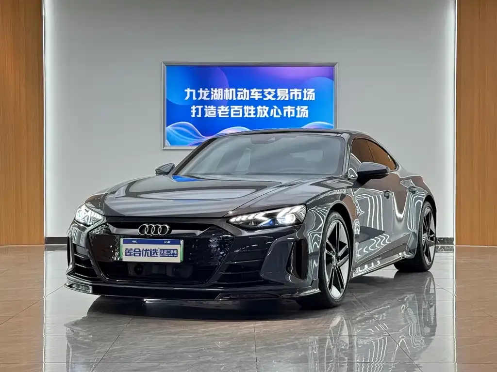 Audi e-tron GT