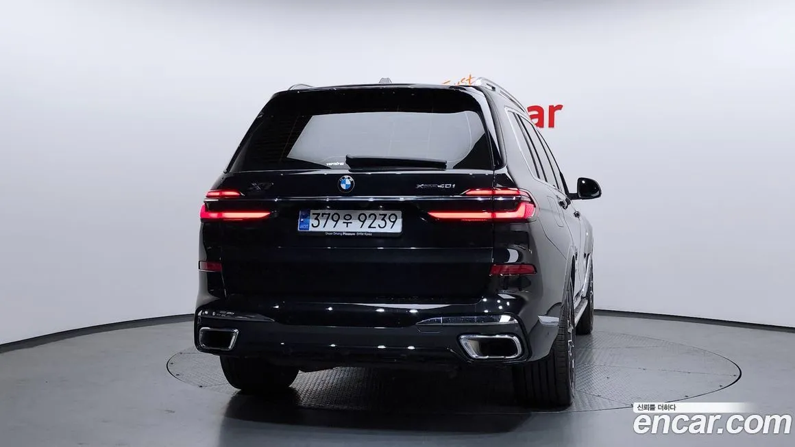 BMW X7 — фото 2