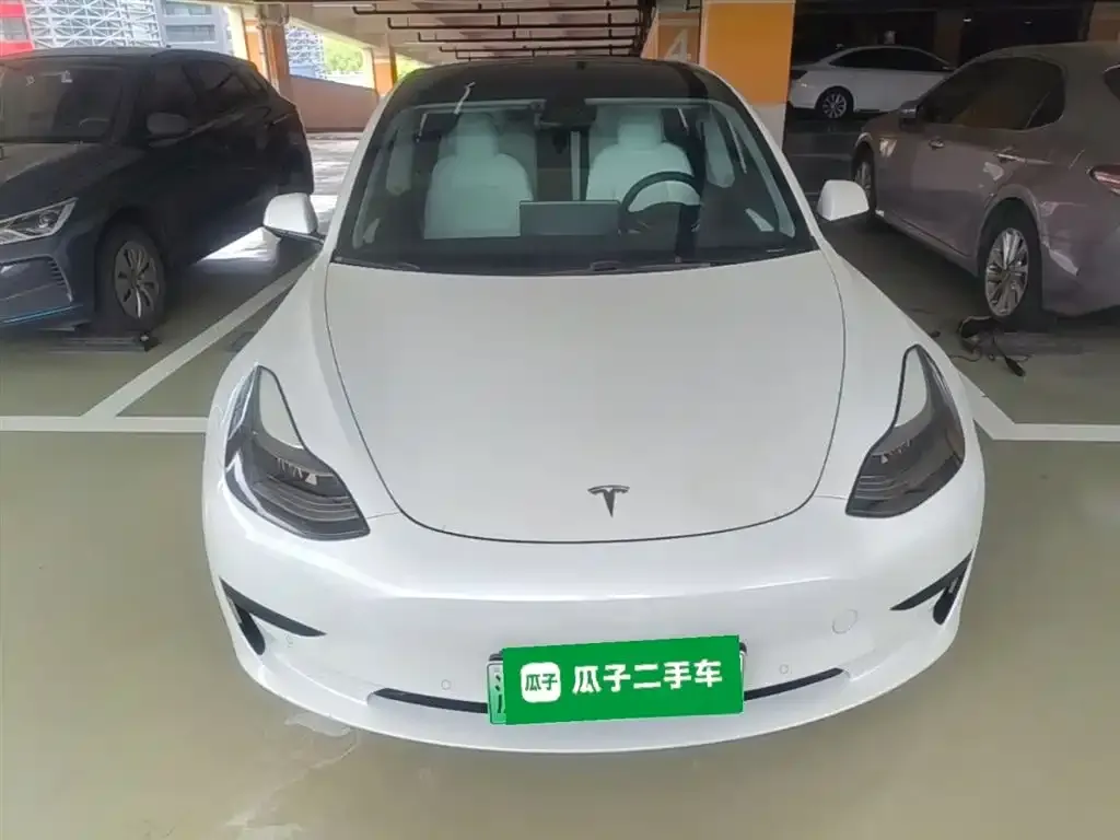 Tesla Model 3 — фото 6
