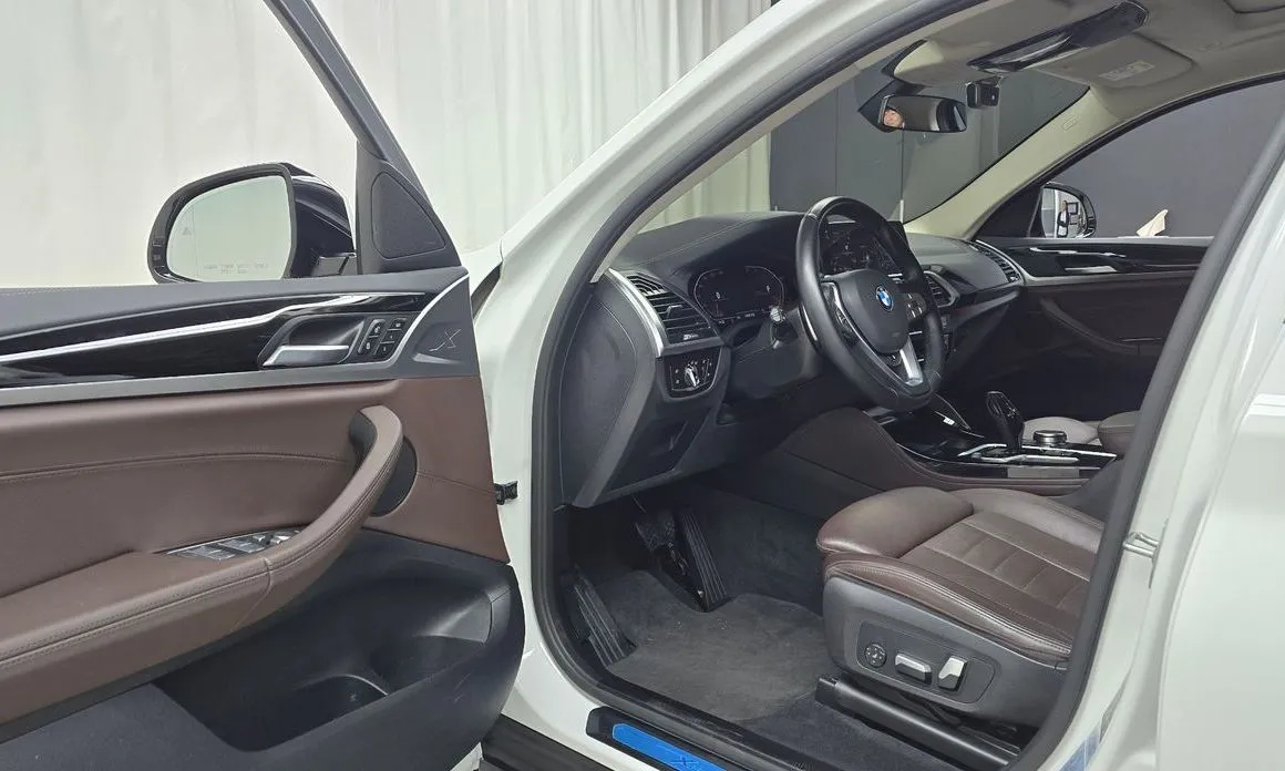 BMW X4 2021 из KR, фото 2