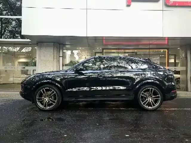 Porsche Cayenne — фото 6