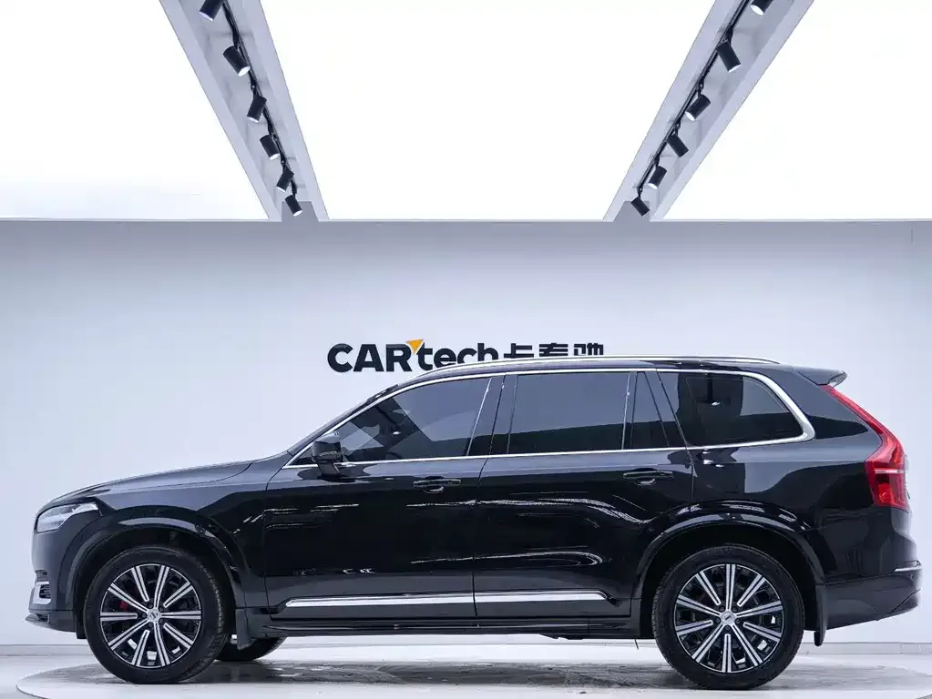 Volvo XC90 — фото 5