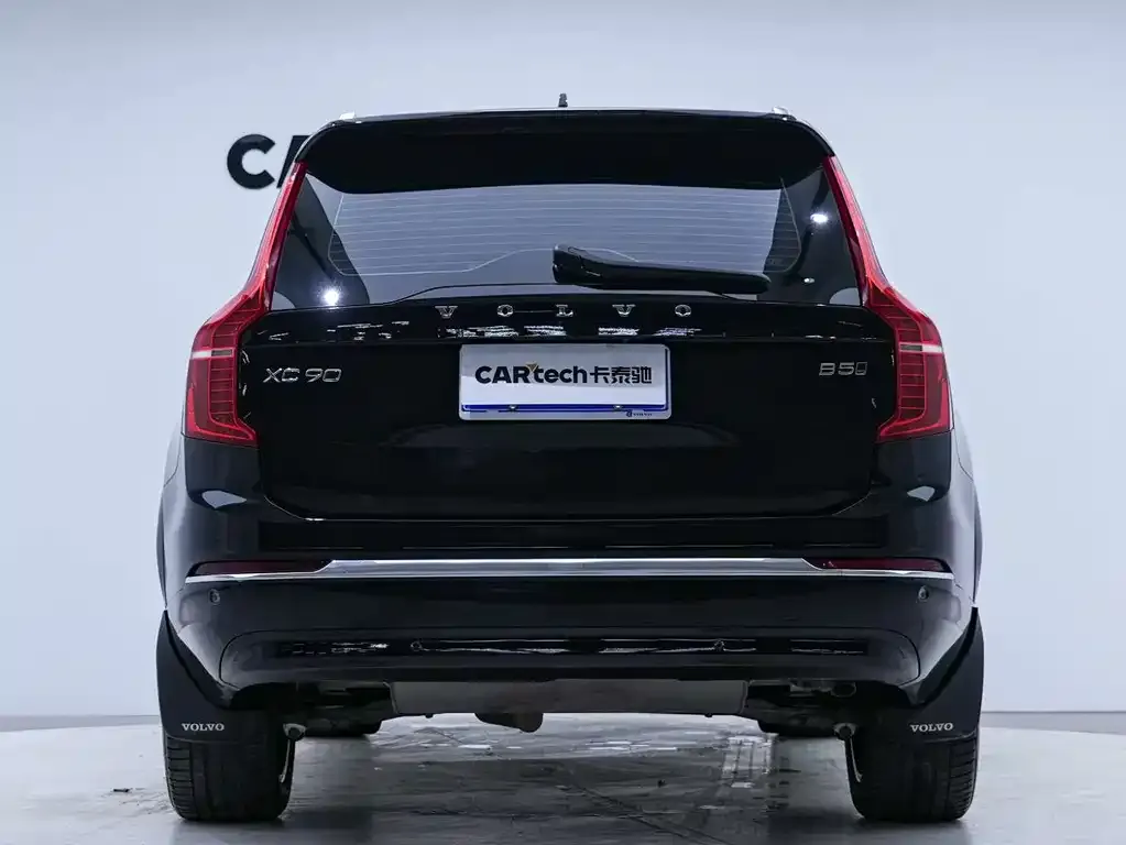 Volvo XC90 — фото 2