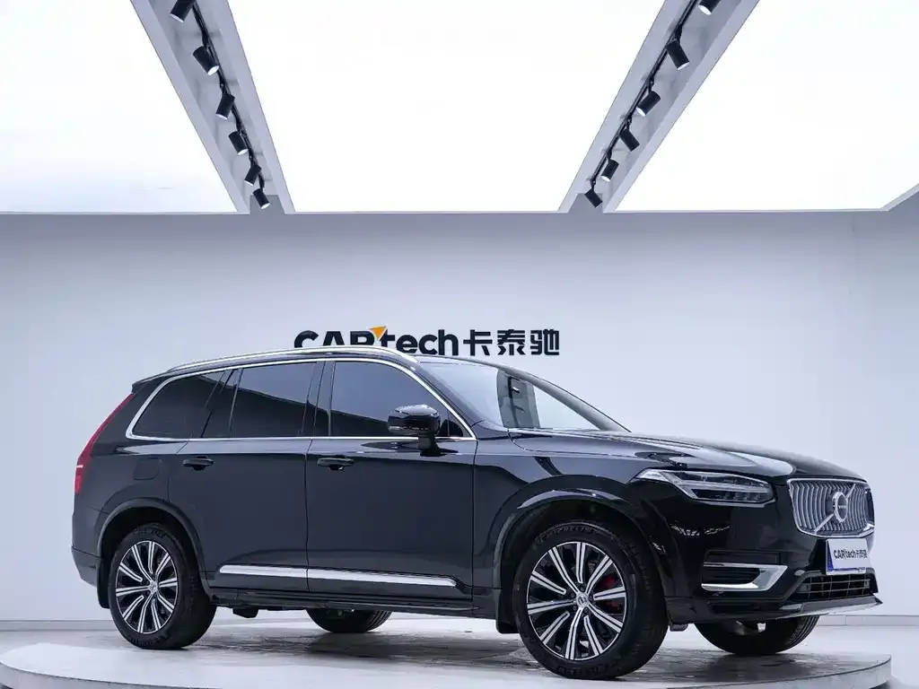 Volvo XC90 — фото 7