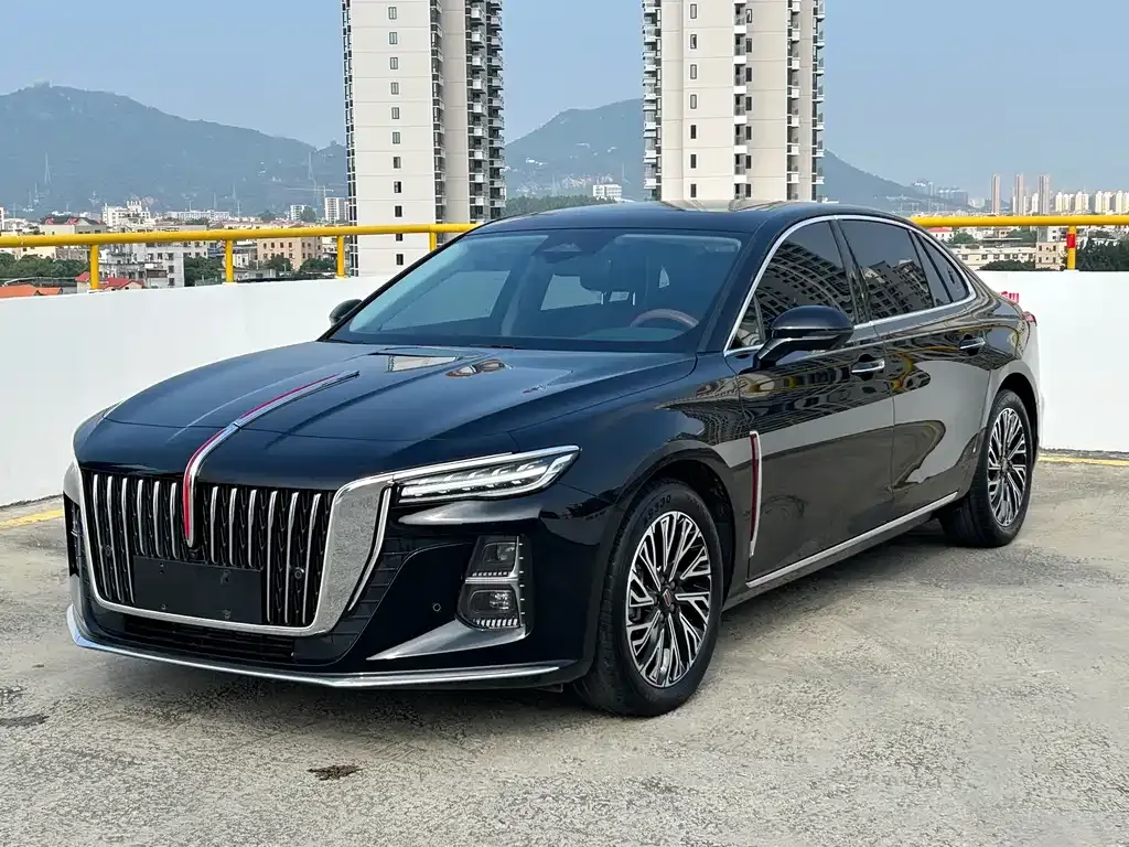 Hongqi H5 — фото 1