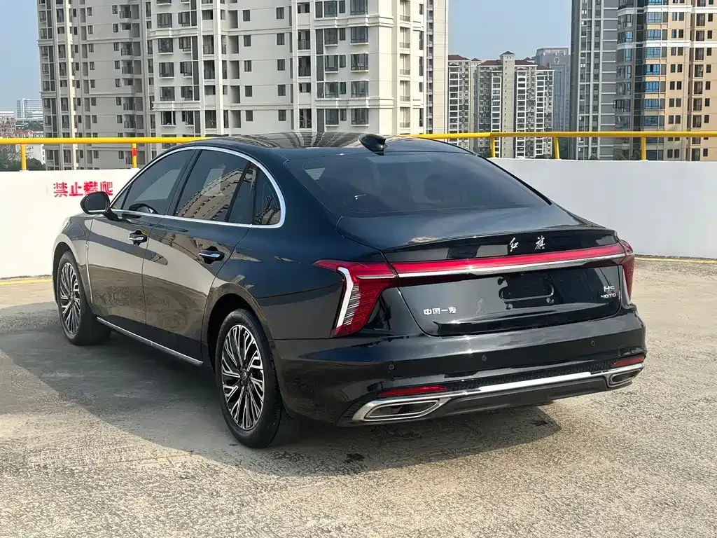 Hongqi H5 — фото 9
