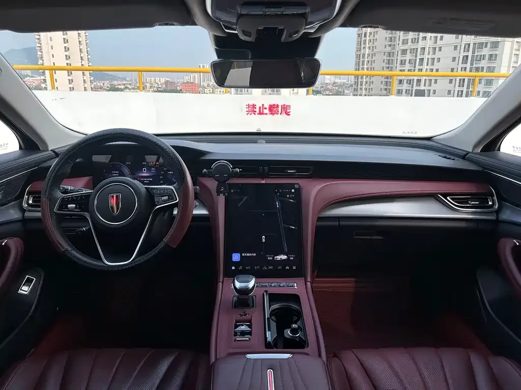 Hongqi H5 — фото 3