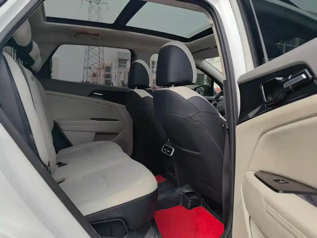 Kia Sportage — фото 5