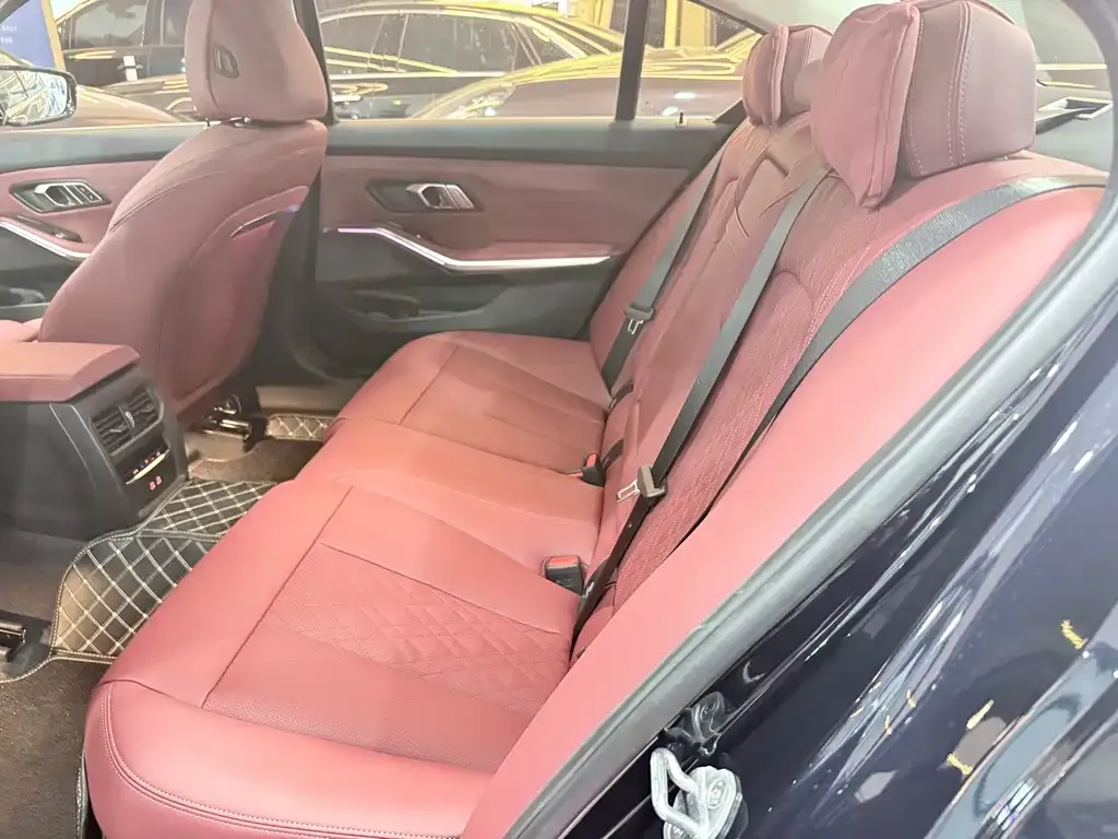 BMW 3 Series 2025 из CN, фото 6