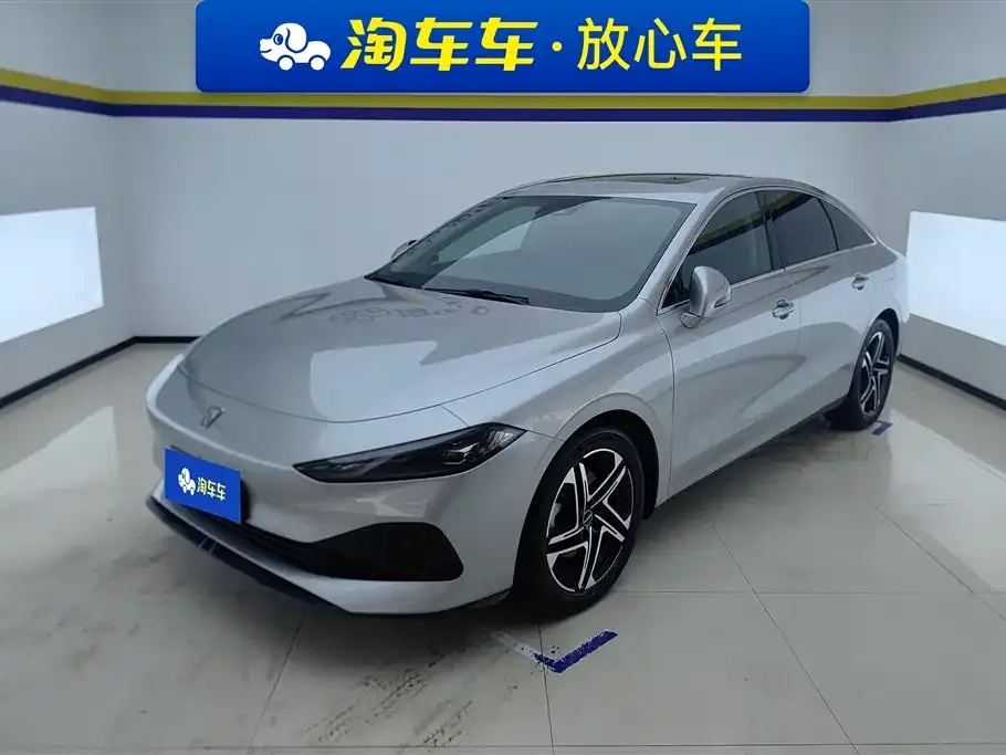 Roewe D7