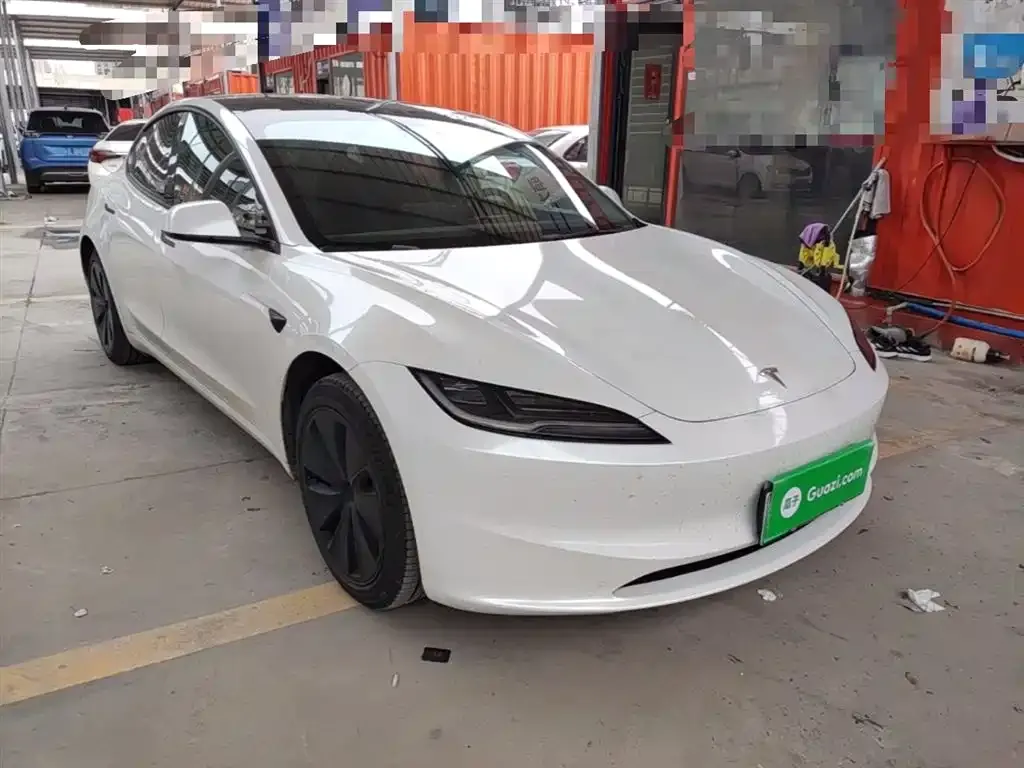 Tesla Model 3 — фото 6