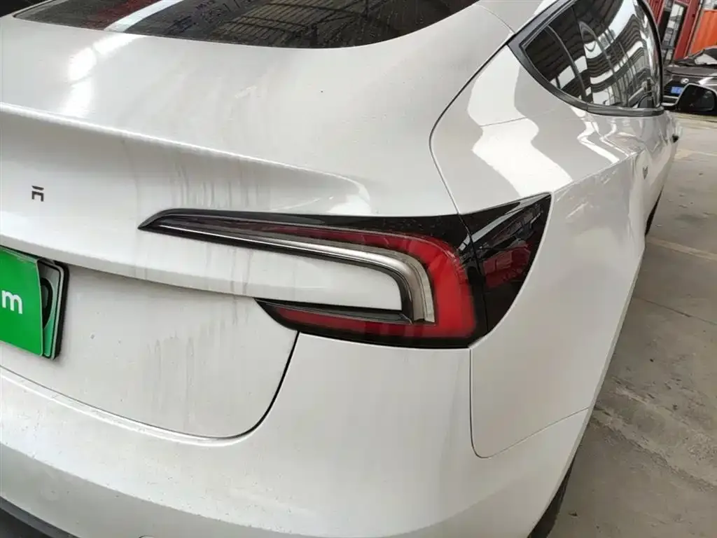 Tesla Model 3 — фото 4